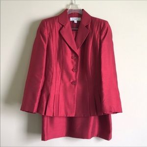 Beautiful Skirt Suit